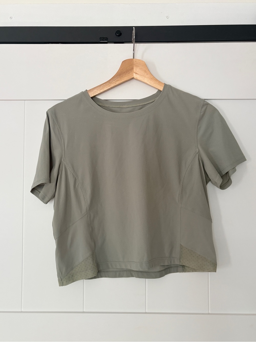 Lululemon Women’s Short Sleeve Performance Top in Sage Green